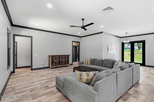 113 Trails End, Flora, MS 39071