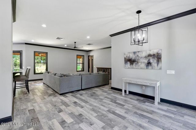 113 Trails End, Flora, MS 39071
