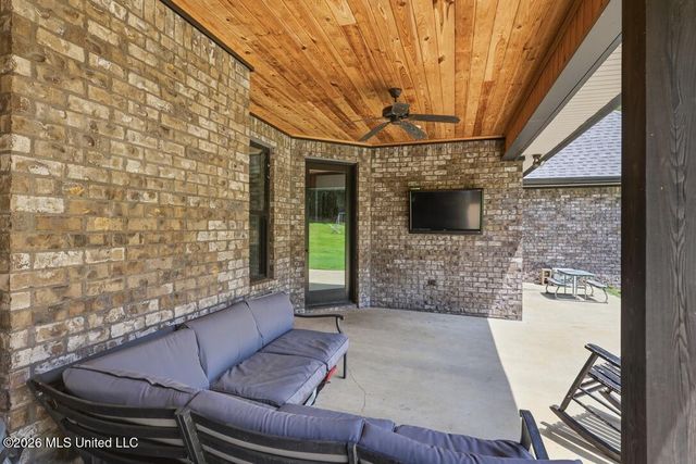 113 Trails End, Flora, MS 39071