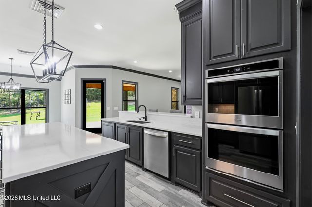 113 Trails End, Flora, MS 39071