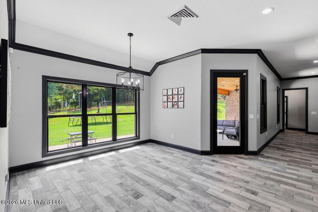113 Trails End, Flora, MS 39071