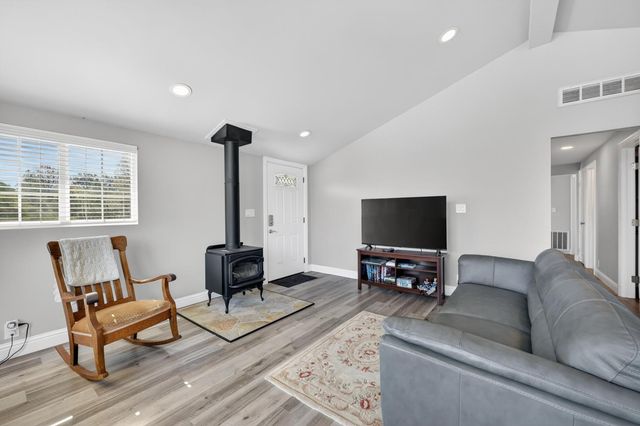 6225 Crystal Blvd, El Dorado, CA 95623