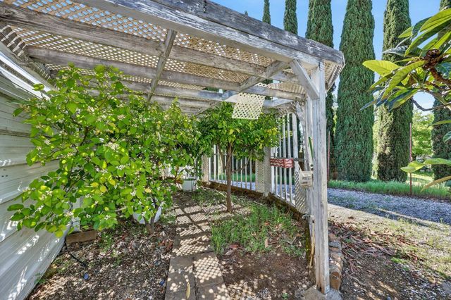 6225 Crystal Blvd, El Dorado, CA 95623