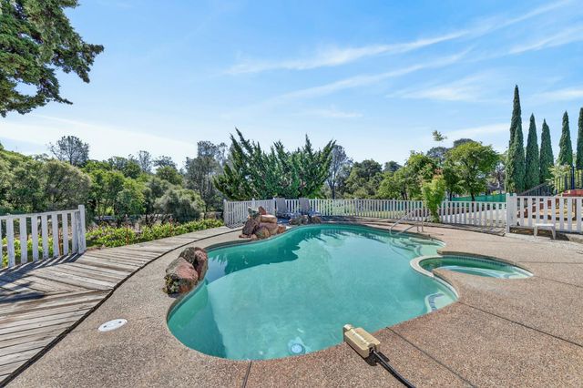 6225 Crystal Blvd, El Dorado, CA 95623