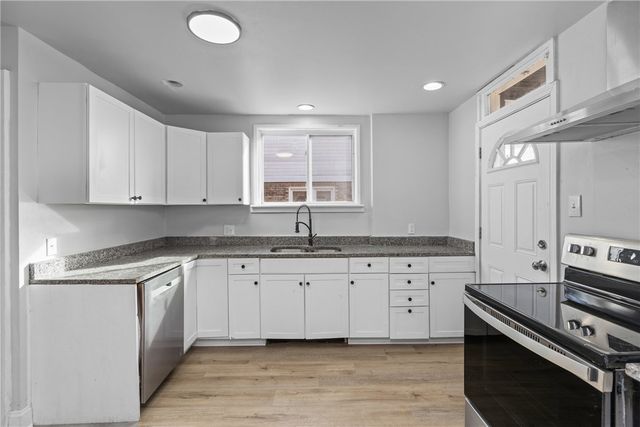 2929 Middletown Rd, Crafton Heights, PA 15204