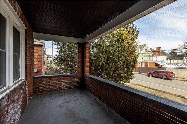 2929 Middletown Rd, Crafton Heights, PA 15204