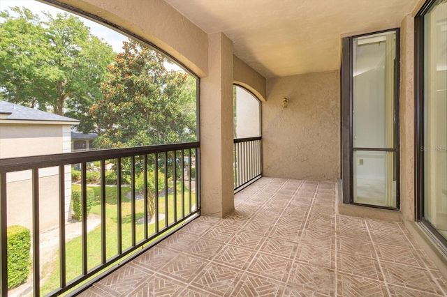 1055 KENSINGTON PARK DRIVE 711, Altamonte Springs, FL 32714