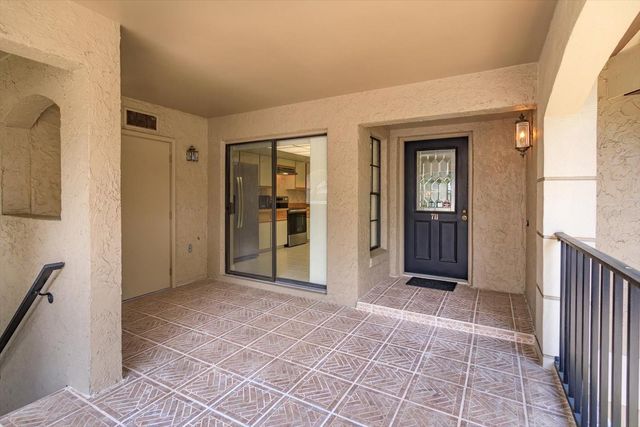 1055 KENSINGTON PARK DRIVE 711, Altamonte Springs, FL 32714