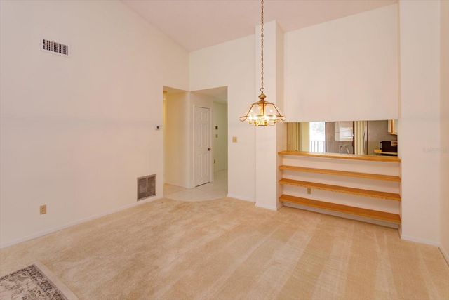 1055 KENSINGTON PARK DRIVE 711, Altamonte Springs, FL 32714