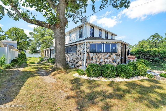 172 Park Avenue, Keansburg, NJ 07734