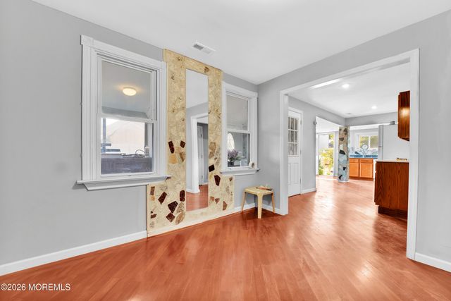 172 Park Avenue, Keansburg, NJ 07734