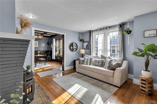 61 Burch Avenue, West Seneca, NY 14210