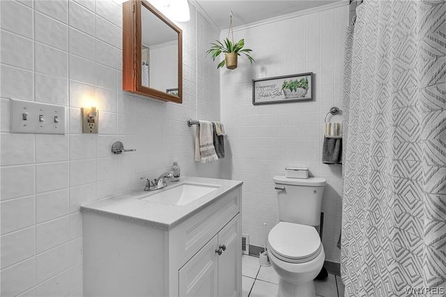 61 Burch Avenue, West Seneca, NY 14210