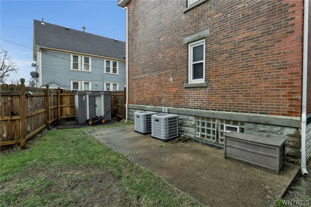 61 Burch Avenue, West Seneca, NY 14210