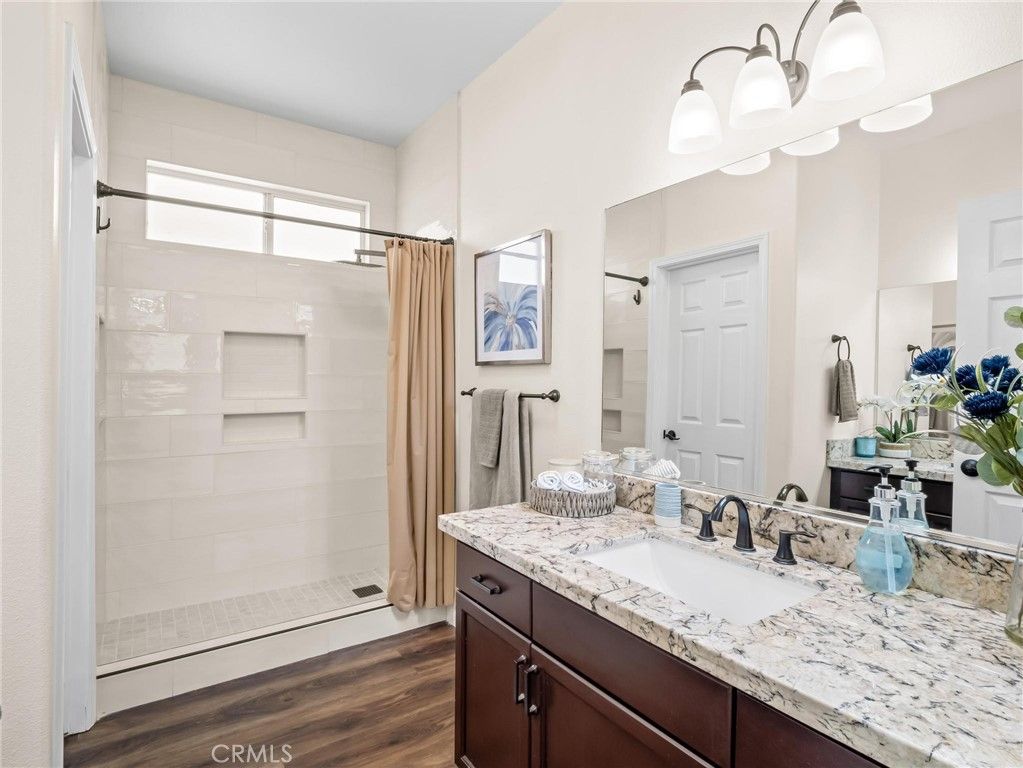 Image 43 of property listing at 2222 Carson, Clovis, CA 93611