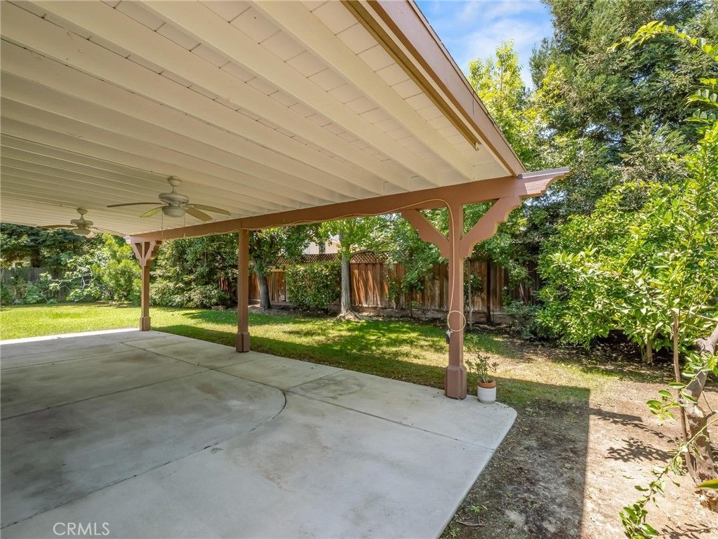 Image 55 of property listing at 2222 Carson, Clovis, CA 93611