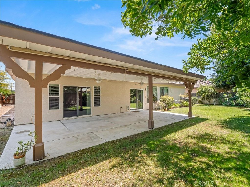 Image 56 of property listing at 2222 Carson, Clovis, CA 93611