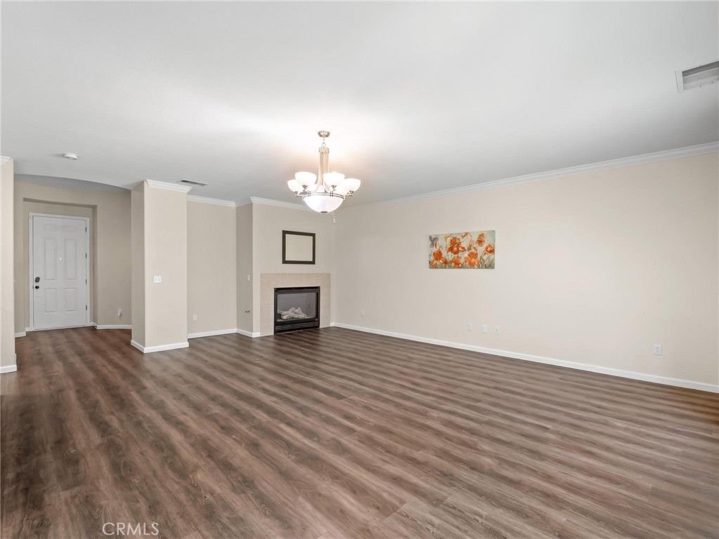 Image 9 of property listing at 2222 Carson, Clovis, CA 93611