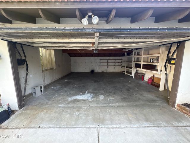 44933 W 17th Street, Lancaster, CA 93534