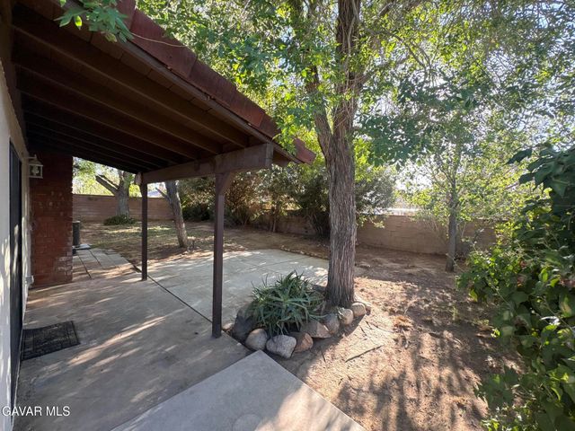 44933 W 17th Street, Lancaster, CA 93534