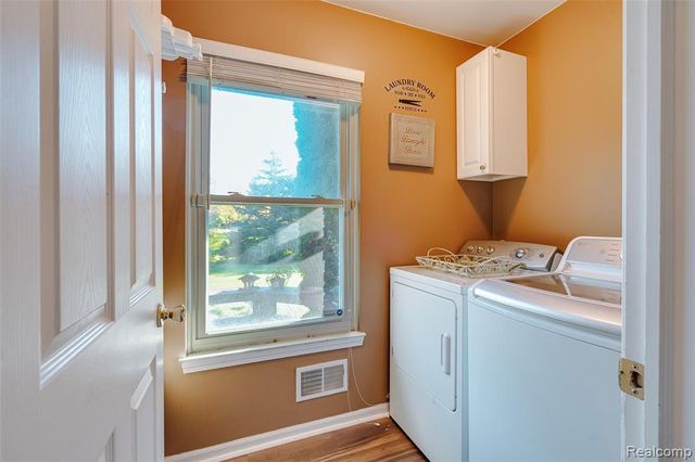 47071 Sherstone Drive, Canton, MI 48188