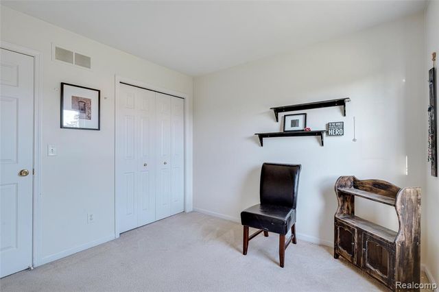 47071 Sherstone Drive, Canton, MI 48188