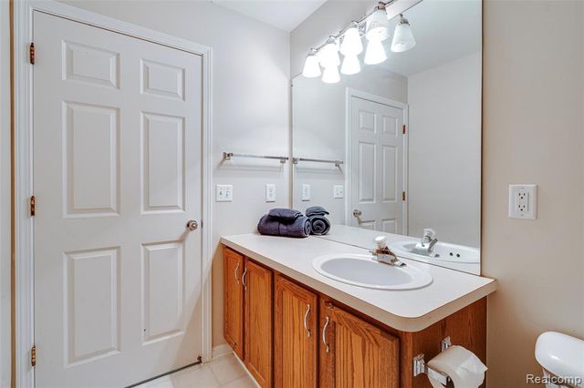 47071 Sherstone Drive, Canton, MI 48188