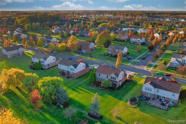47071 Sherstone Drive, Canton, MI 48188