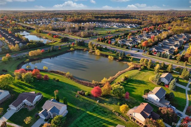 47071 Sherstone Drive, Canton, MI 48188