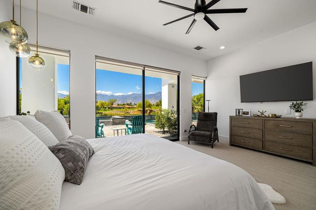 194 Loch Lomond Road, Rancho Mirage, CA 92270