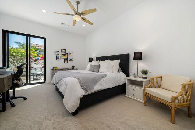 194 Loch Lomond Road, Rancho Mirage, CA 92270