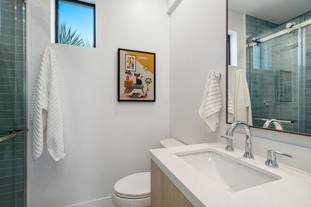 194 Loch Lomond Road, Rancho Mirage, CA 92270