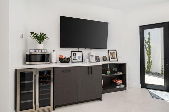 194 Loch Lomond Road, Rancho Mirage, CA 92270