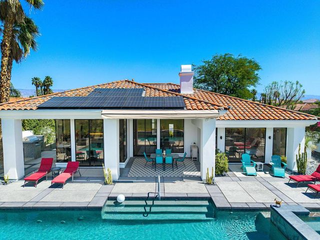 194 Loch Lomond Road, Rancho Mirage, CA 92270