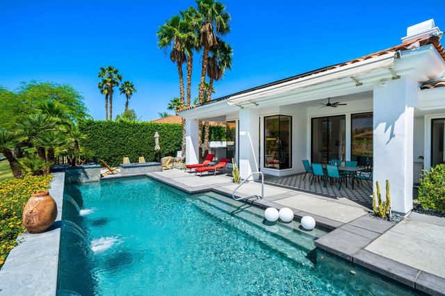 194 Loch Lomond Road, Rancho Mirage, CA 92270