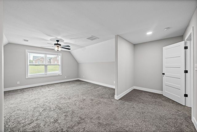 3968 Chapel Hill Rd, Clarksville, TN 37040