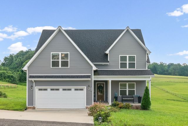 3968 Chapel Hill Rd, Clarksville, TN 37040