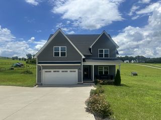 3968 Chapel Hill Rd, Clarksville, TN 37040
