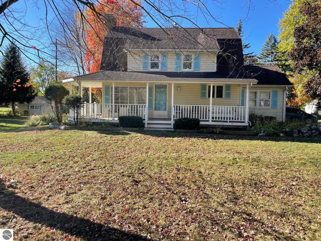 3217 Jefferson, Midland, MI 48640