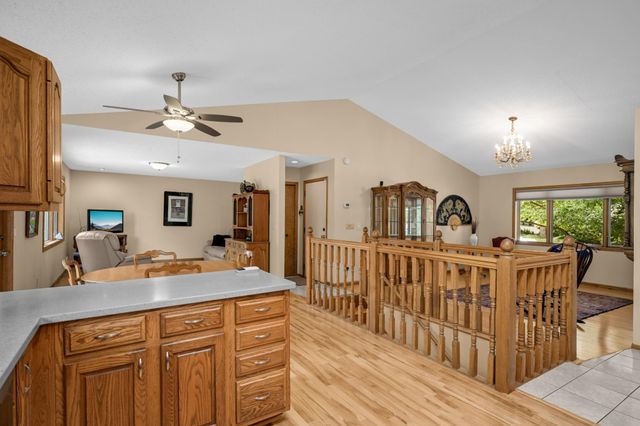 1797 Eldridge Avenue W, Roseville, MN 55113