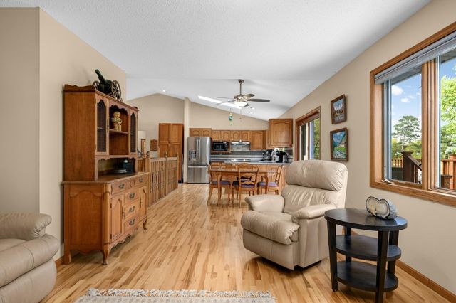1797 Eldridge Avenue W, Roseville, MN 55113
