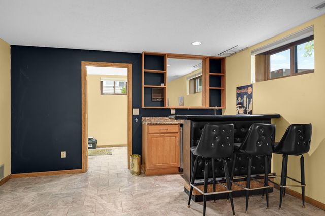 1797 Eldridge Avenue W, Roseville, MN 55113