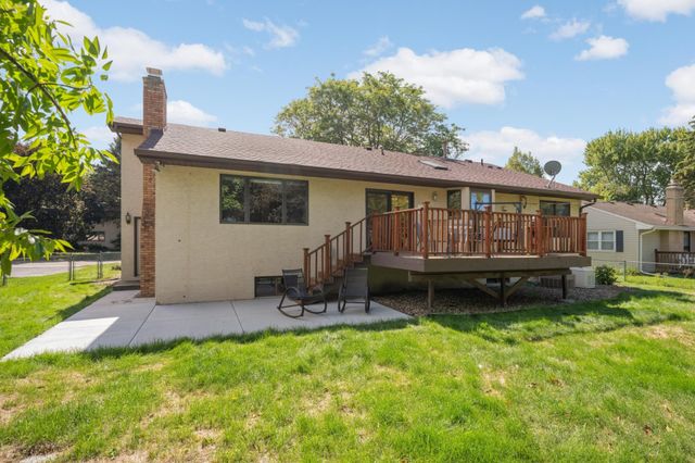 1797 Eldridge Avenue W, Roseville, MN 55113