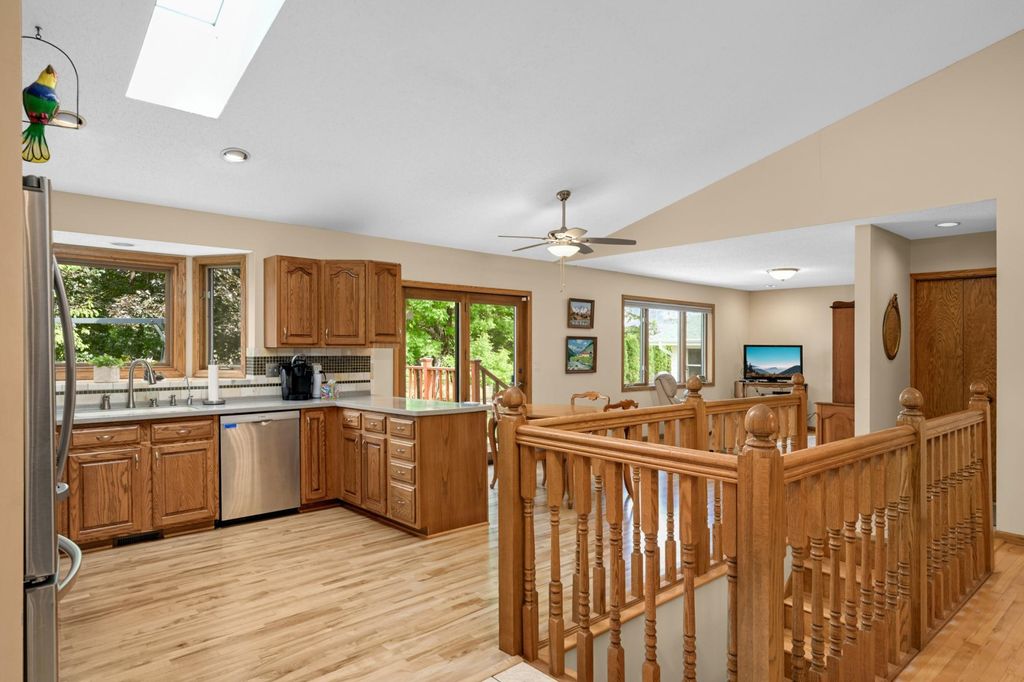 1797 Eldridge Avenue W, Roseville, MN 55113 — photo 4
