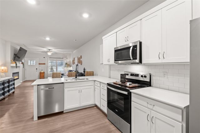 3079 NW Irvinedale Drive, Ankeny, IA 50023