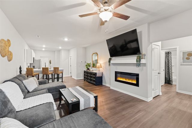 3079 NW Irvinedale Drive, Ankeny, IA 50023