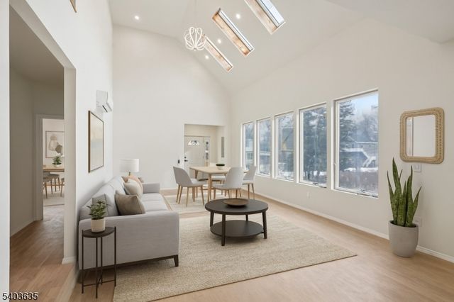 109 Monmouth Ave, Wayne Twp., NJ 07470