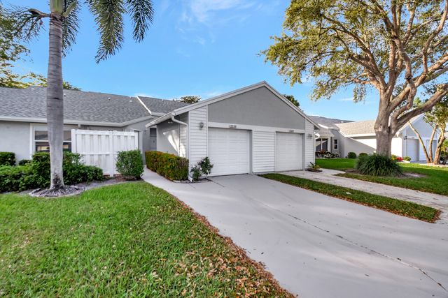 12233 Country Greens Boulevard, Boynton Beach, FL 33437