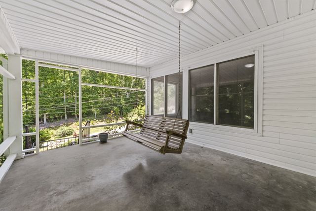 115 Buddy Nutt Rd, Lawrenceburg, TN 38464