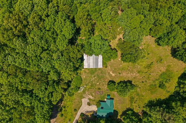 115 Buddy Nutt Rd, Lawrenceburg, TN 38464